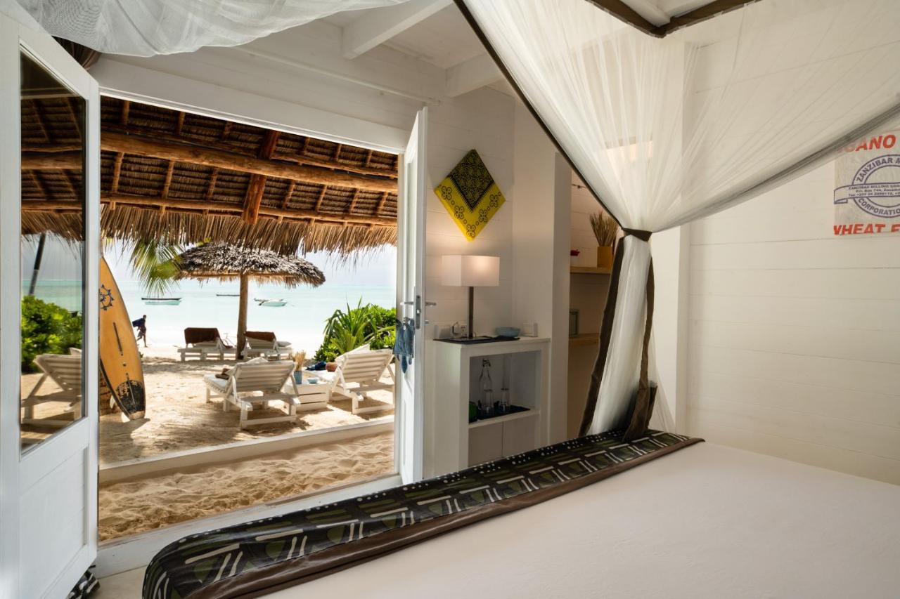 The Loop Beach Resort (Adults Only) จัมเบียนี ภายนอก รูปภาพ