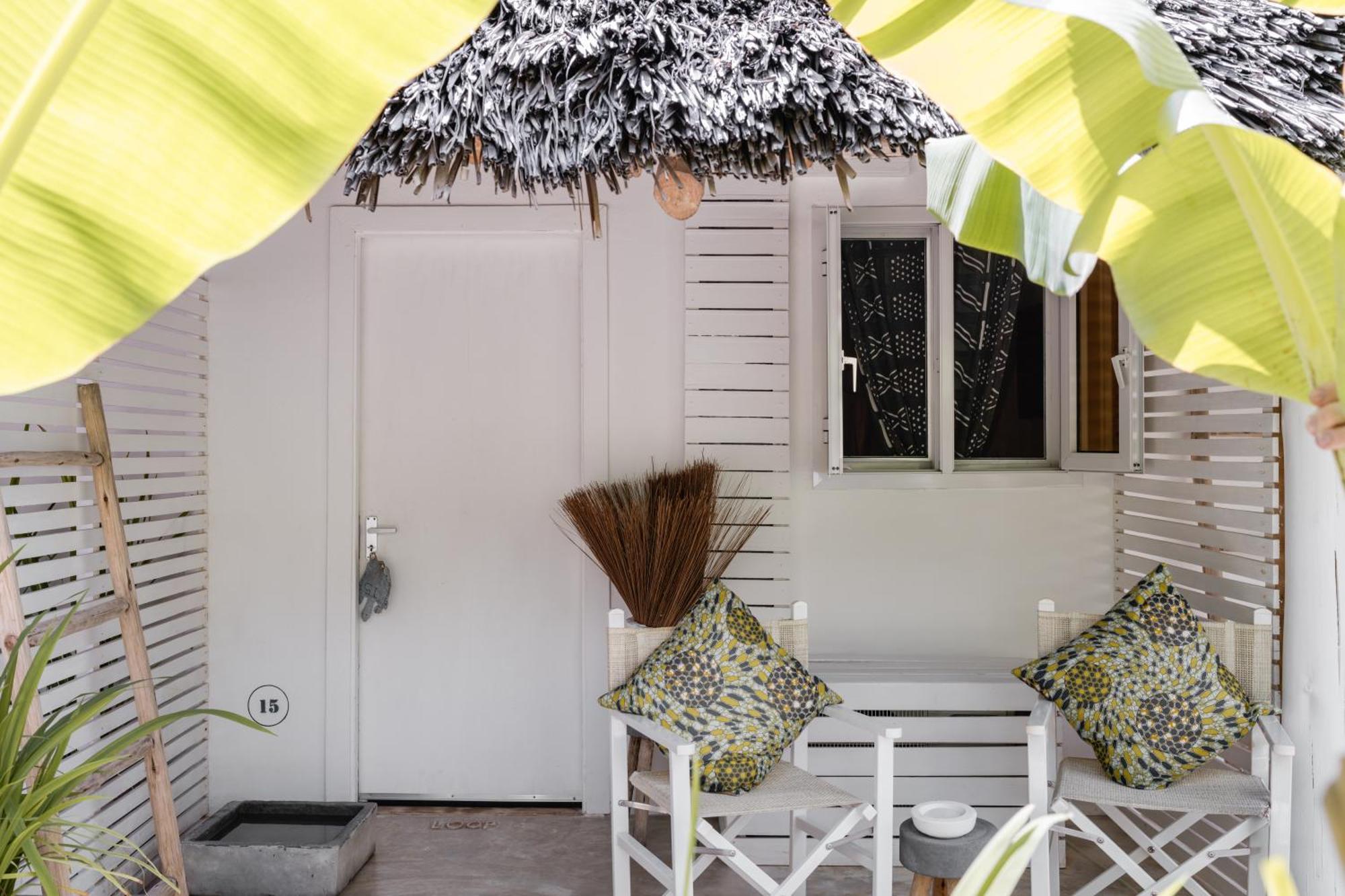 The Loop Beach Resort (Adults Only) จัมเบียนี ภายนอก รูปภาพ